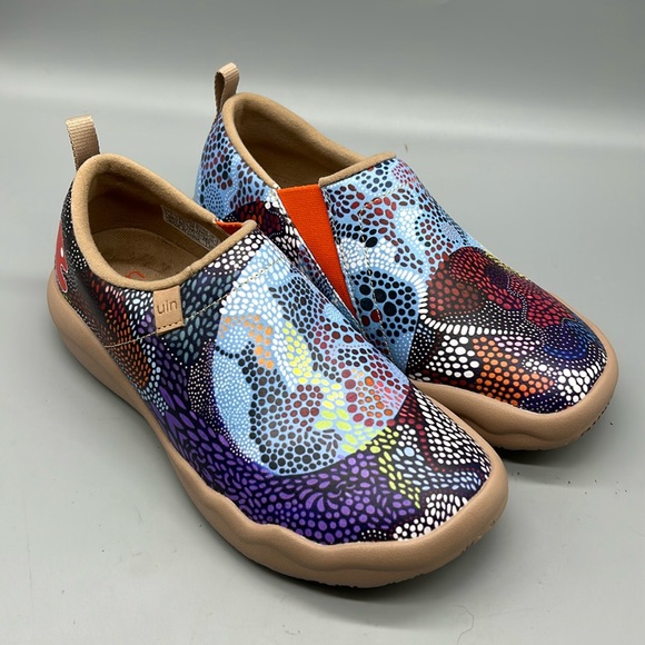 UIN Shoes - NWOT UIN Slip On Shoes Walking Comfortable Womens Shoe Underwater Mosaic 7